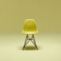 EAMES PLASTIC SIDE CHAIR DSR